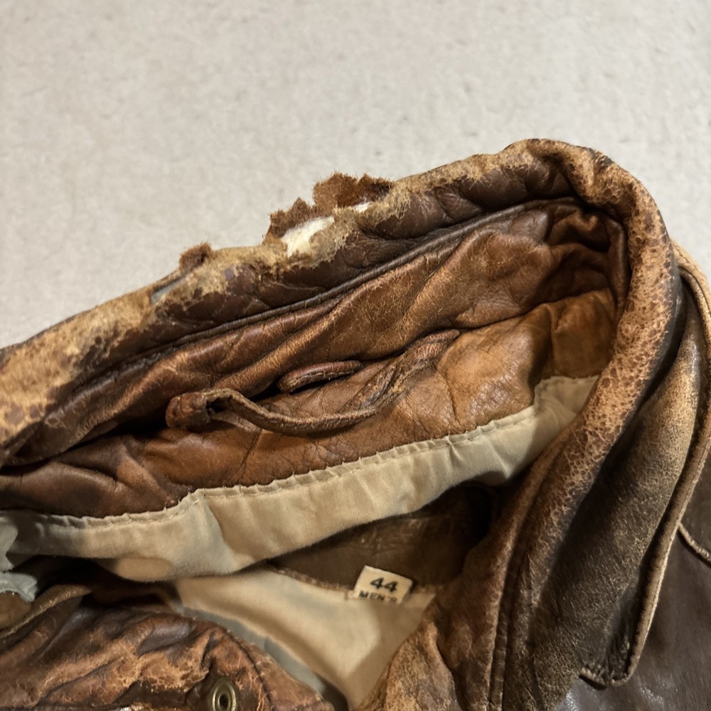 Vintage Thunderwear Leather Bomber Jacket Mens Size 44 Faded - Picture 3 of 5